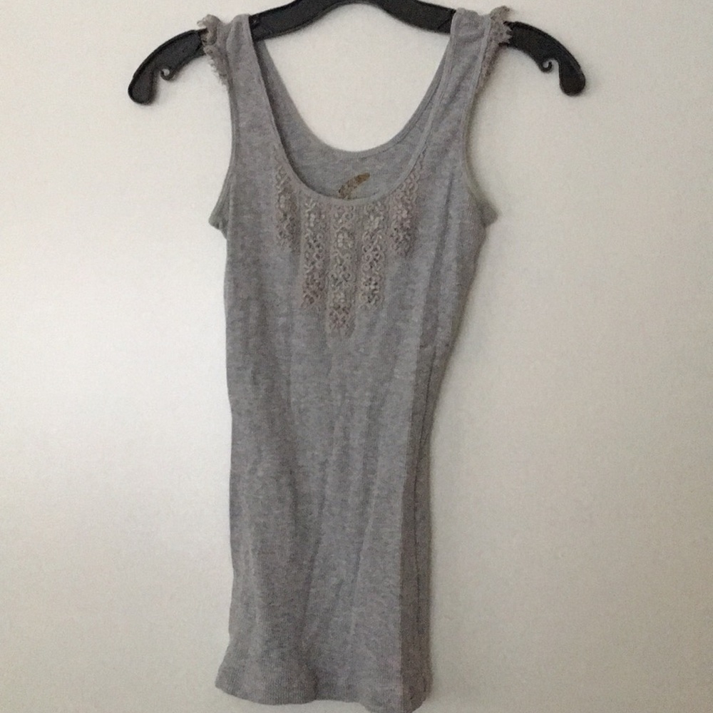 Free People lace detail tank!